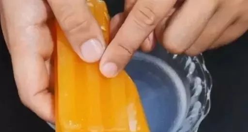  折痕|肥皂只用来洗衣服太亏了,它还有这些妙用,真是学到了!