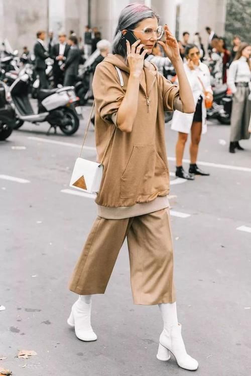  春天@春天不知道穿啥 这里有20种卫衣的搭配