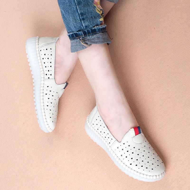 聪明妈妈立秋后都不穿高跟鞋了，都穿这些“棉花鞋”，时髦不累脚