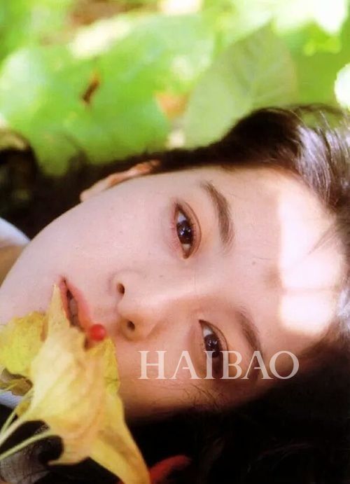 昭和时代少女偶像们的美貌太能打了吧,只知道山口百惠简直亏大了