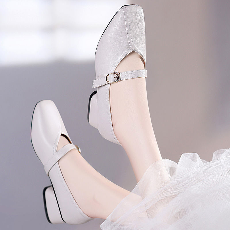 三伏天，正流行的女鞋，老婆一眼中意3双，超百搭，一点都不累脚