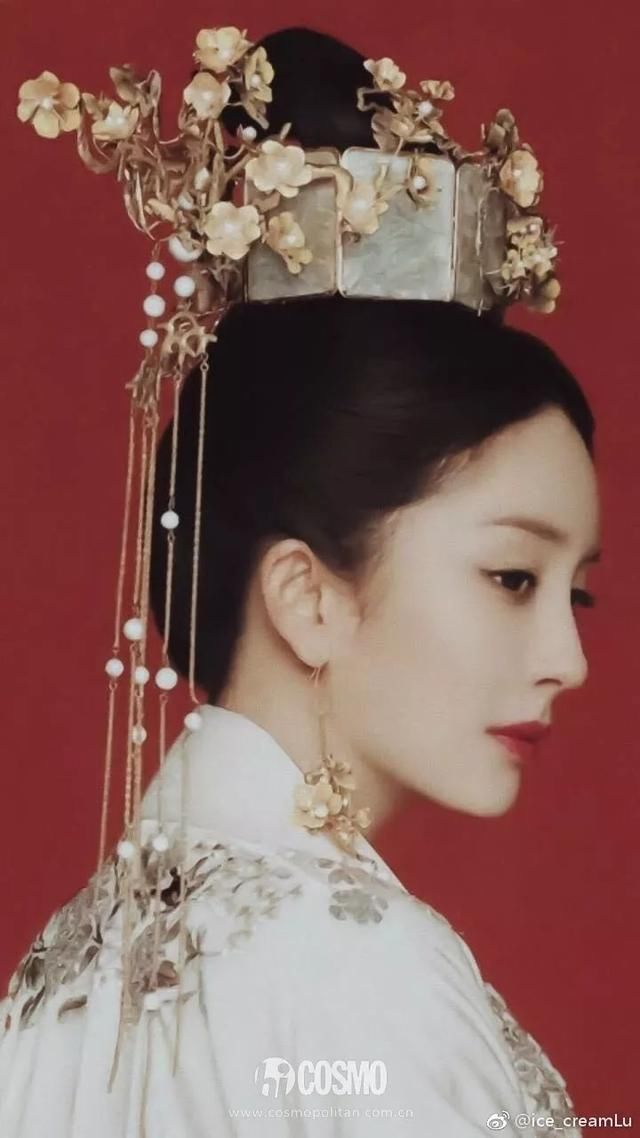 彩妆迷｜你离正宫，还有一个杨幂同款唇釉的距离