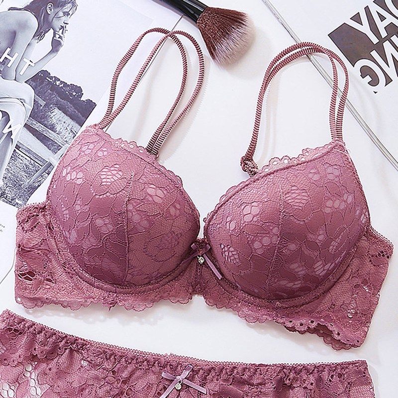 女人玲珑有致，还不得靠这些文胸，聚拢欧式文胸，改造好身形