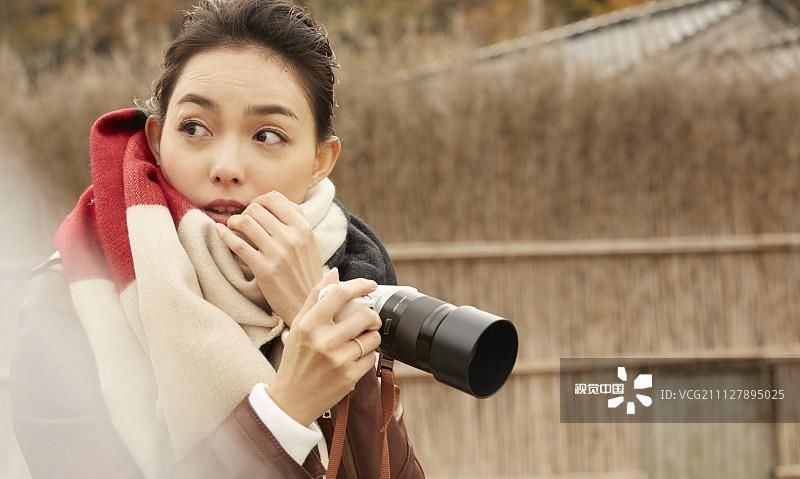 这两个国家都说汉语，游客很感动：老乡见老乡！