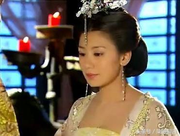 《至尊红颜》中武媚娘进宫后的11个造型，贾静雯不愧是古装女神!
