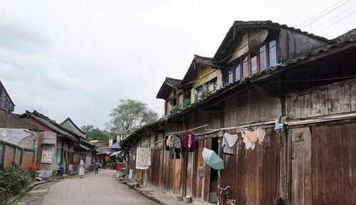 找个原汁原味的川西古镇呆上几天,感受那独有的古风遗韵,安逸