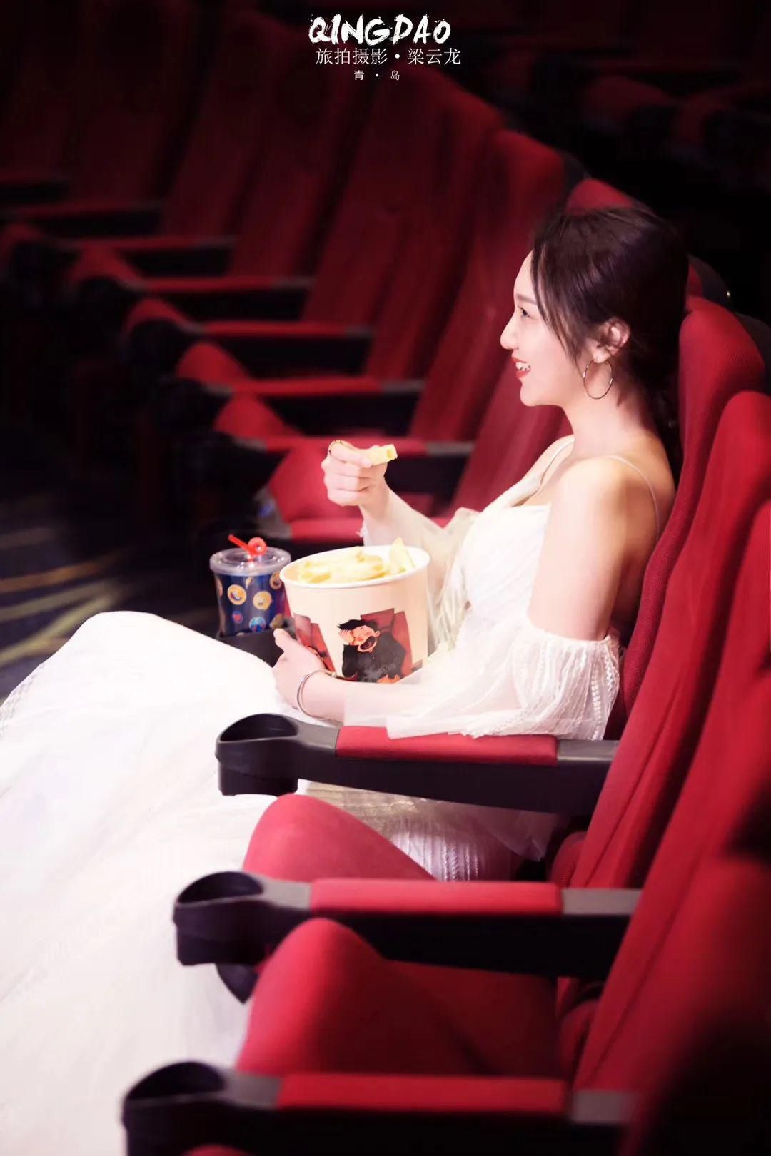 『浪漫』【浪漫满厅】听说影院风婚纱照又上了热搜!