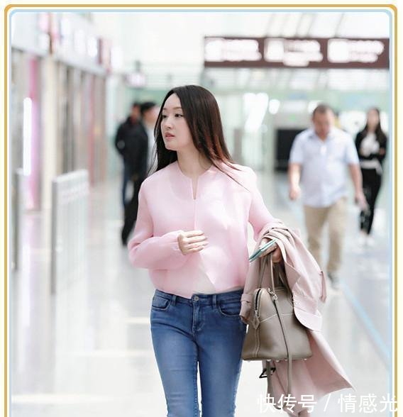 杨钰莹人老心不老！47岁挑战超短小热裤，网友这双腿布满了岁月