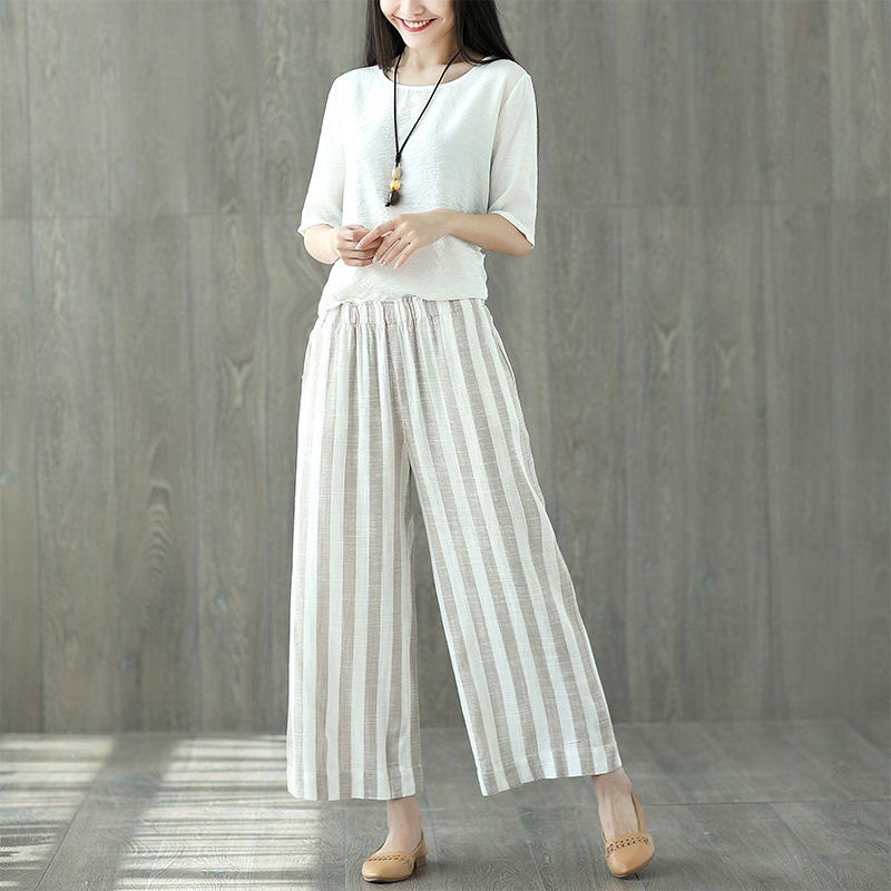 下半身胖，别穿紧身裤，尴尬!看:这么穿，不松不紧，美得刚刚好