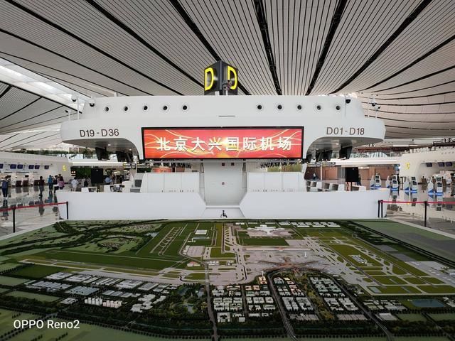 多国媒体点赞北京大兴国际机场！透过OPPO Reno2镜头了解一下