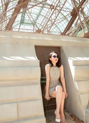 周迅出席活动，仅仅一条阔腿裤就能穿出180的效果，网友：跪服了