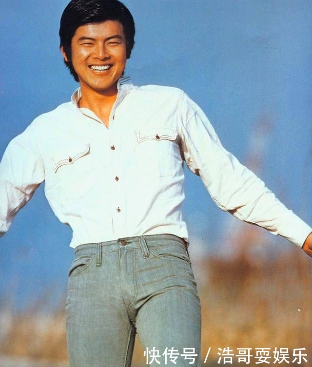 『山口百惠』三浦友和罕见照:图2阳光般的笑容好耀眼,图4与山口百惠的结婚照
