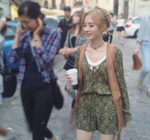 四千年美女鞠婧祎出道至今造型红黑榜，从女神到村姑只在一瞬间