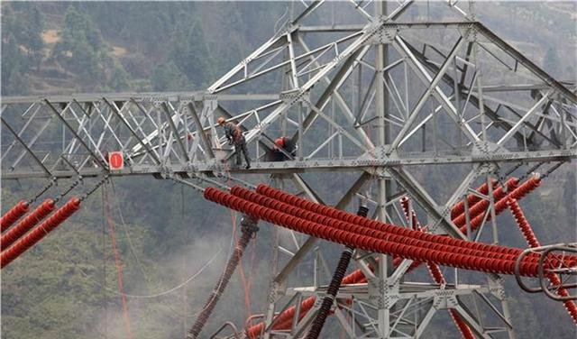 中国的特高压输电技术为何能独步全球