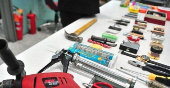  【没收】乘飞机不能带打火机，那被没收的名贵打火机，最后都成