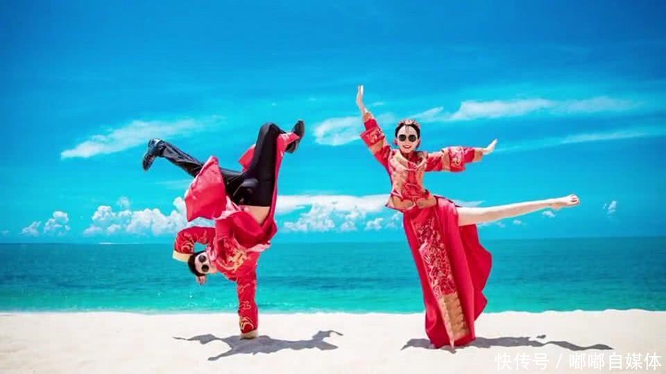 新人拍结婚照摆出高难度动作,现在没有一点武