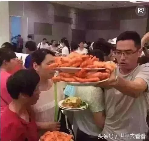 中国游客去泰国旅游，想在当地吃饭却被老板拒绝，原因让国人脸红