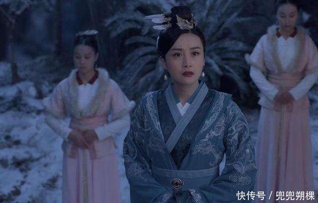 「酷似」她酷似杨幂搭档刘诗诗,出演情深深雨蒙蒙,如今出演枕上书认不出