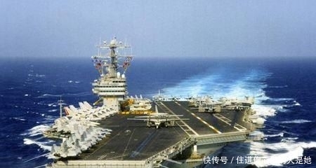  「该航母」刚在南海“秀肌肉”，“罗斯福号”航母就因疫情“撤出战斗”