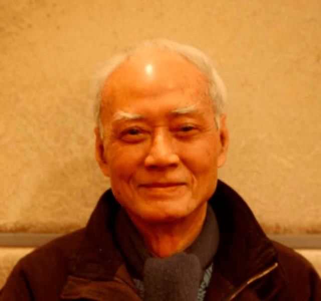  【辛龙】同一天俩位著名明星过世，一个87岁终生未娶，一个44岁离老公闺女而去