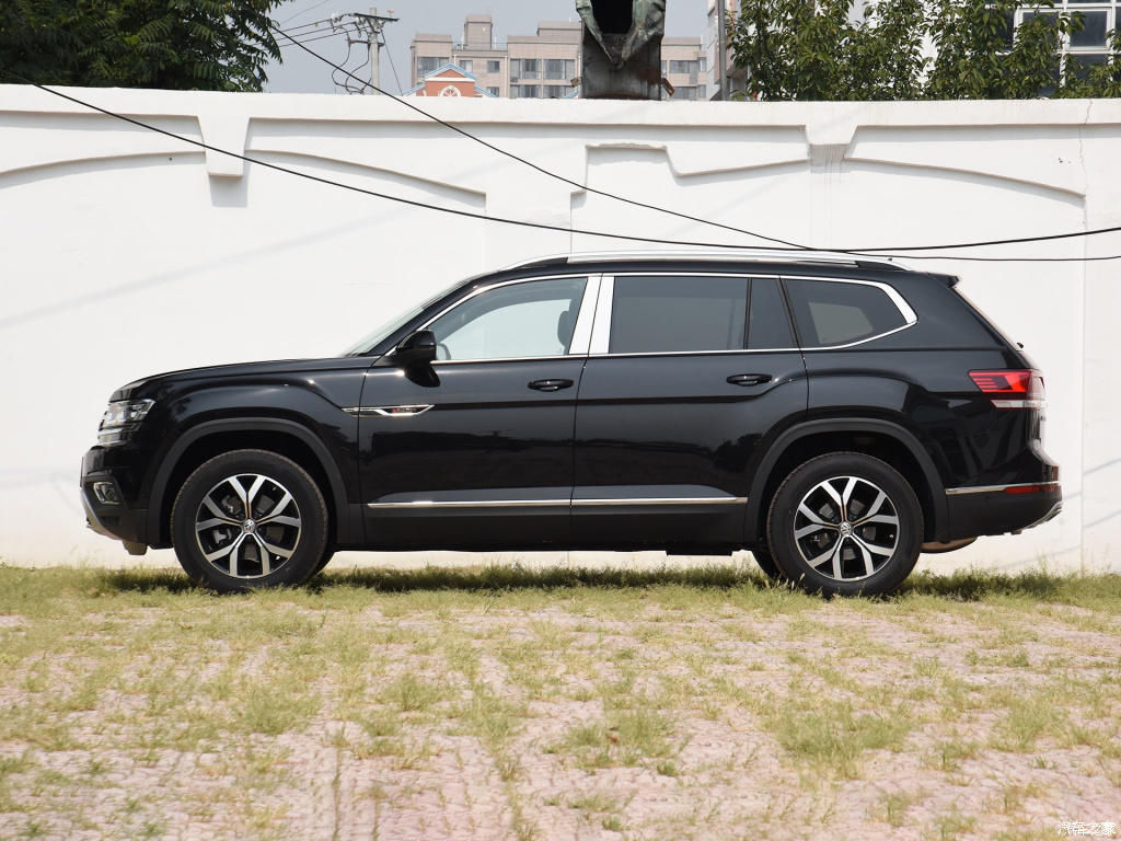  『大空间』MPV太居家？看看这台大众途昂吧