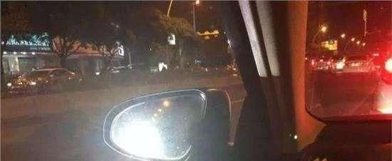  「持续」后车持续远光灯不变灯，老司机教你几招，专门对付远光