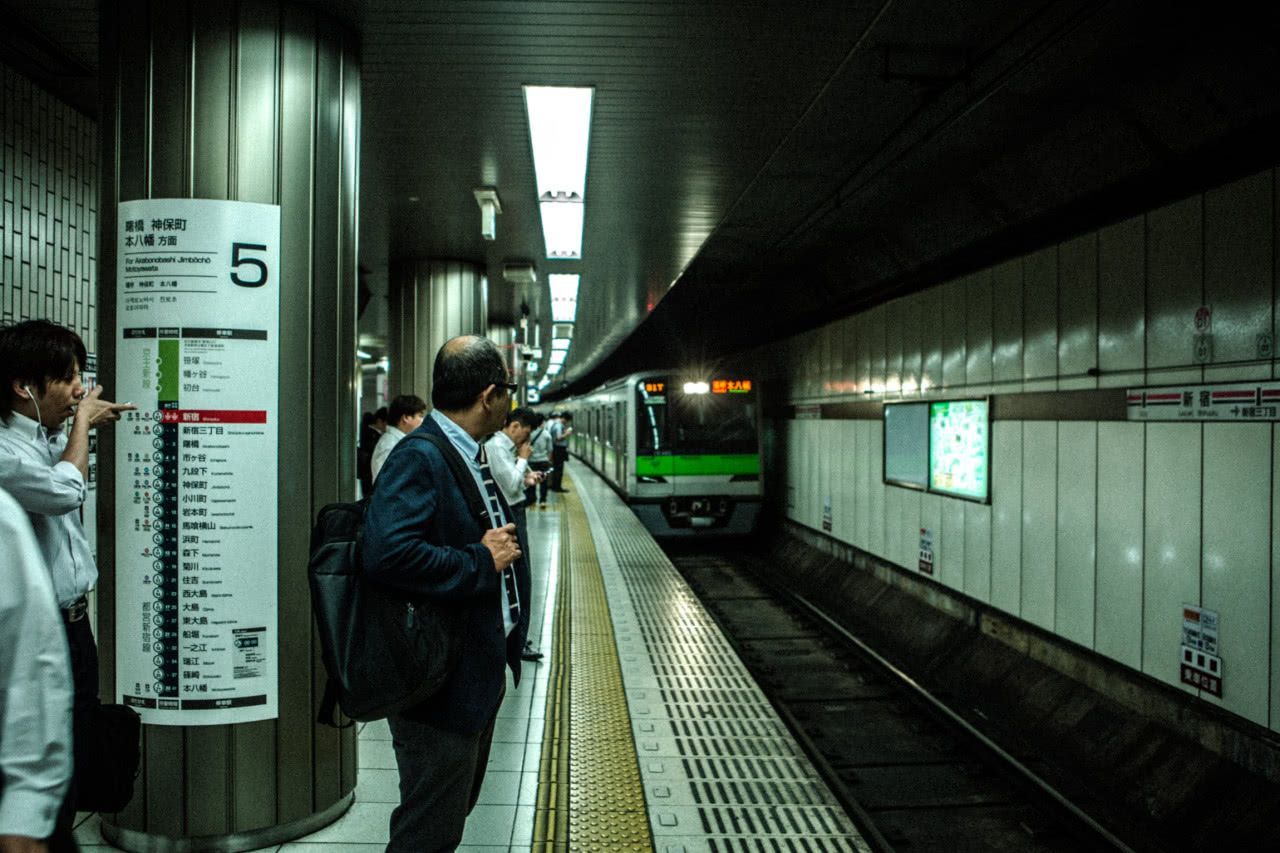 神奇的东京地铁,日均1千万乘客却有条不紊,连