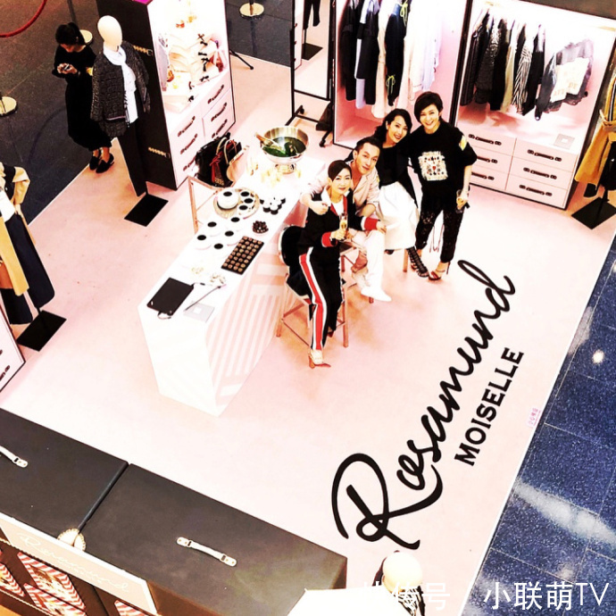 有「香江第一美人」之称！ 55岁大美人关之琳青春不老时尚穿搭