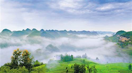 重庆这个县被誉为渝鄂咽喉,以八面山为分水岭,深藏于武陵山腹地