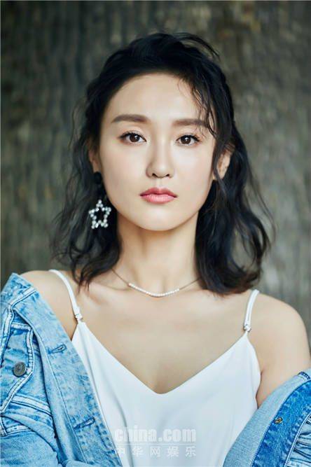 康琳浠玩转个性牛仔风回头率MAX