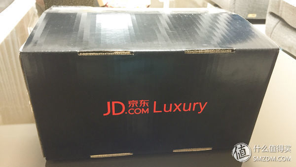 礼物秀 篇一:送给自家女王的七夕结婚纪念日玫瑰金-Folli Follie