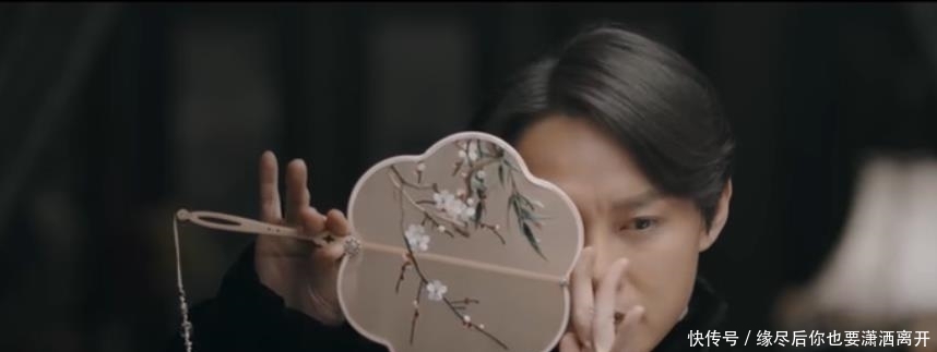  在线■《鬓边不是海棠红》上线，尹正惊艳，黄晓明演技在线控油成功了？