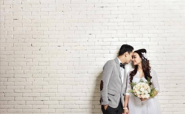  #能上桌吃饭#“新媳不上桌这是规矩”儿媳不吵不闹一句话，婆婆立威失败反丢脸