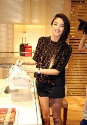 你只看到了张雨绮的身材, 却不知道人家穿衣打扮简直美极了