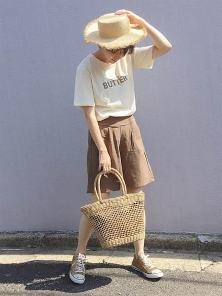 如何用6色帆布鞋变换风格的穿搭术