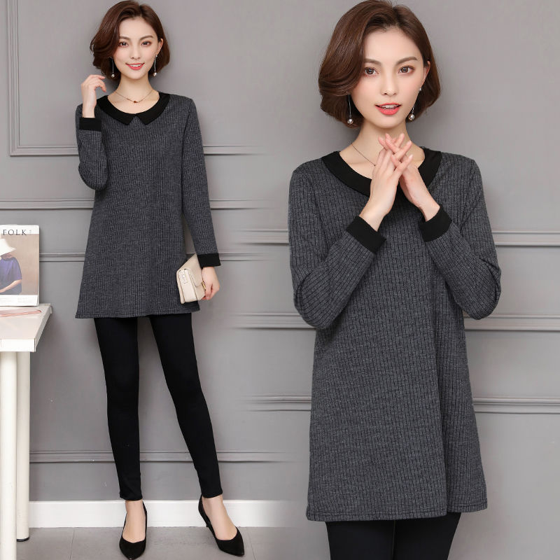 45岁小姨从不穿裙，只穿这娃娃衫+萝卜裤，嫩美像小姐姐