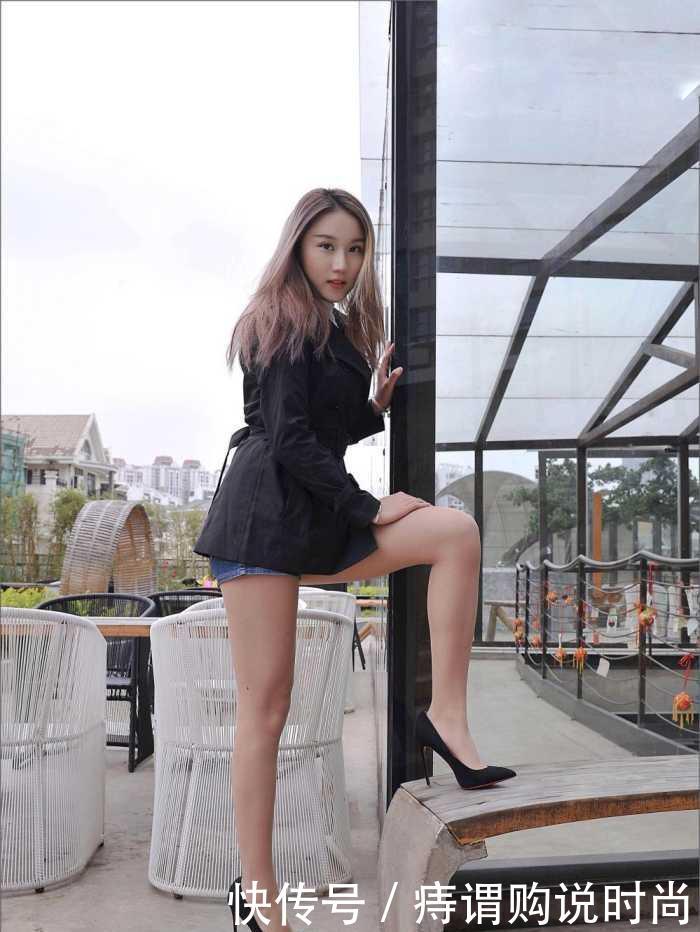 高跟鞋以细跟最显秀气, 坡跟鞋最显厚重