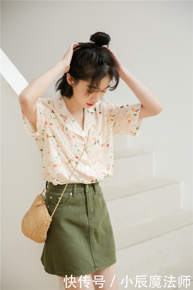  「随意搭配一」女神半身裙合集：撩汉小短裙这样穿，潮流时尚又迷人