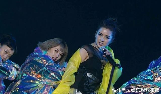 铁哥们知情人士称，赫子铭曝病，曾患抑郁症欲轻生