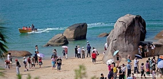 中国面积第一大省，新疆只能排第二，相当于上海124倍