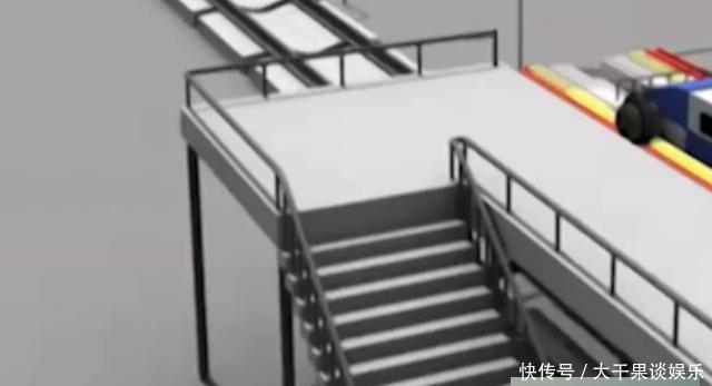 2030年高铁到站不再停车？乘客8秒上下车？美：中国这设计真厉害