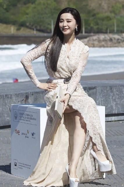 看了范冰冰的跨，男人都要怀疑人生了！这尺寸，有点超乎了想象！