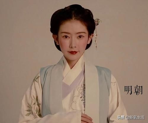  「照镜子」宅家颜值难兼顾，你有多久没有好好照镜子了？