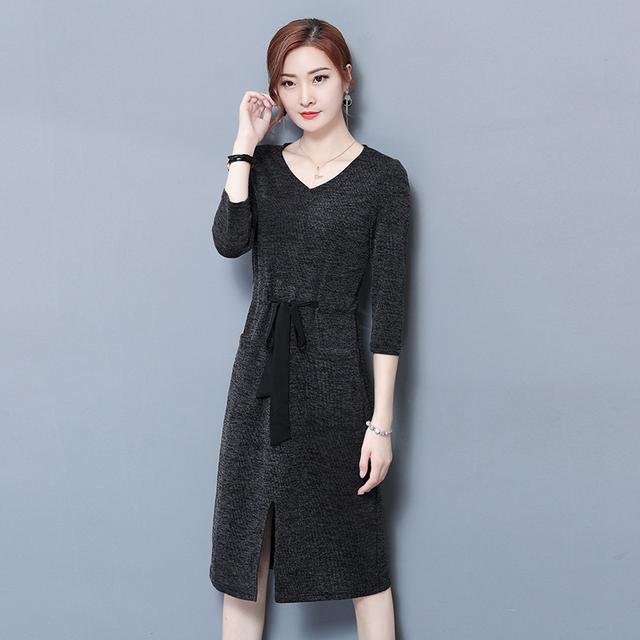 秋天到了，刚上新的秋款女装，款款减龄上档次，特适合70后女人