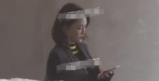  陈乔恩@41岁陈乔恩颜值崩塌，面部五官浮肿神情疲惫，失去精修原形毕露