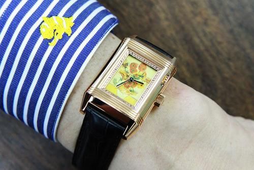  [杂功能三面]一枚机芯控制三个表盘？积家这块Reverso把我看呆了