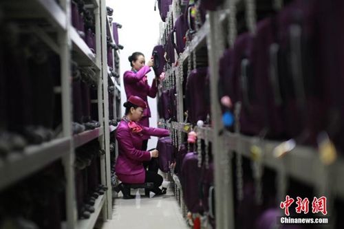 春运前夕 探访80后高铁列车长值乘的一天