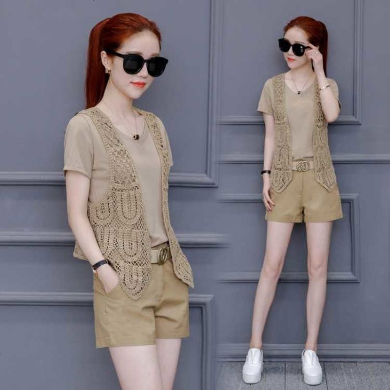 T恤搭牛仔裤太普通,这样的套装气质出众,让你美的没道理