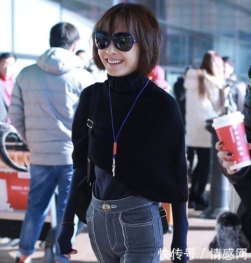 鲁豫瘦了真敢穿！毛衣到腰间就没了，网友腰细的裤子都难撑起来