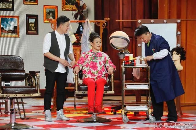 百年老店美发师现场秀技艺,做出来的头发有什么不同?